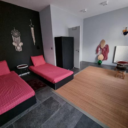 Bb Guesthouse Wezembeek-Oppem Exteriör bild